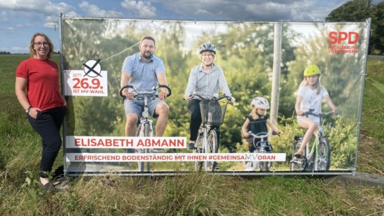Elisabeth am Banner Radtour